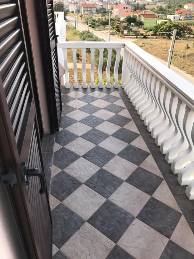 Apartments Bernarda 2 ニン エクステリア 写真